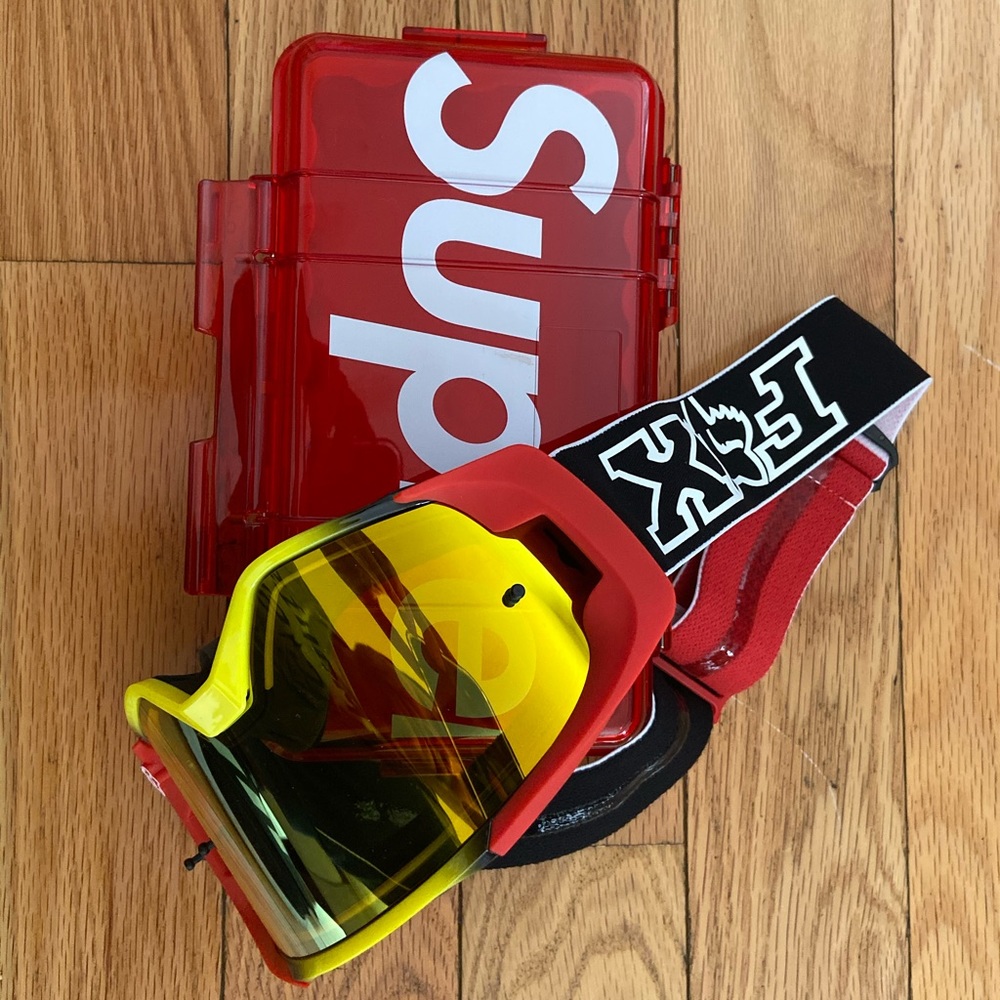 Supreme Goggles x Honda x Fox